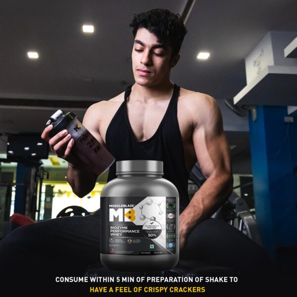 MuscleBlaze Biozyme Performance Whey Protein 2 kg (4.4 lb) Choco Crispers - Image 3